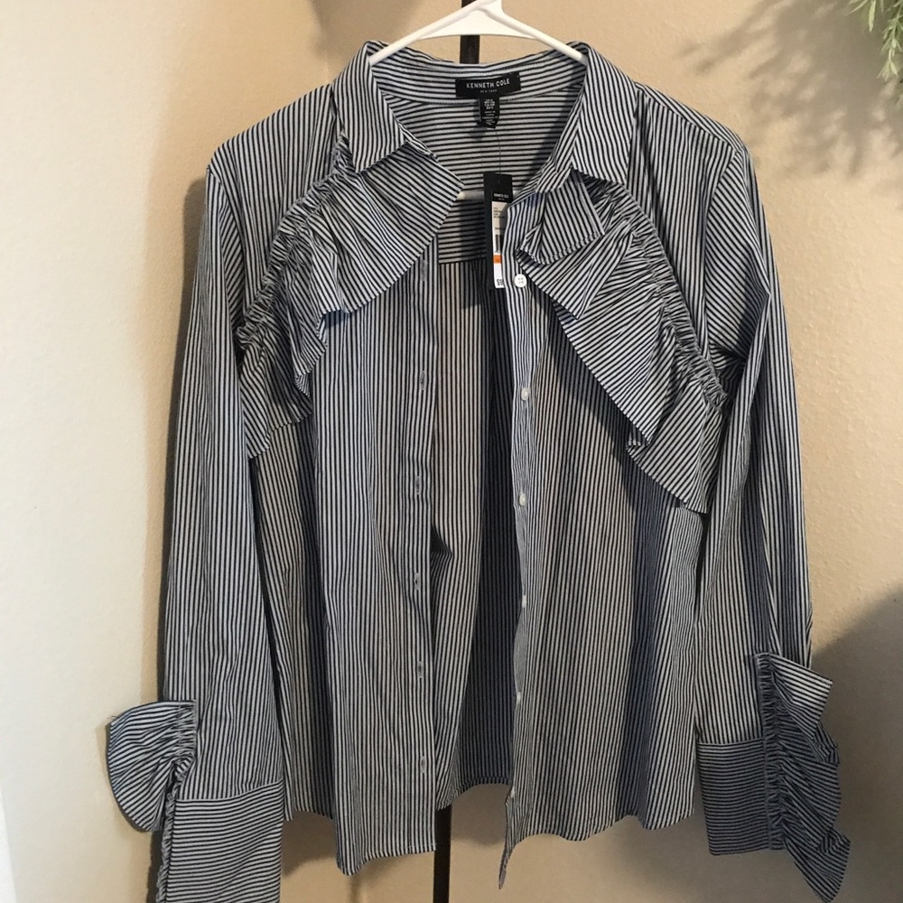 Women’s Button Up
